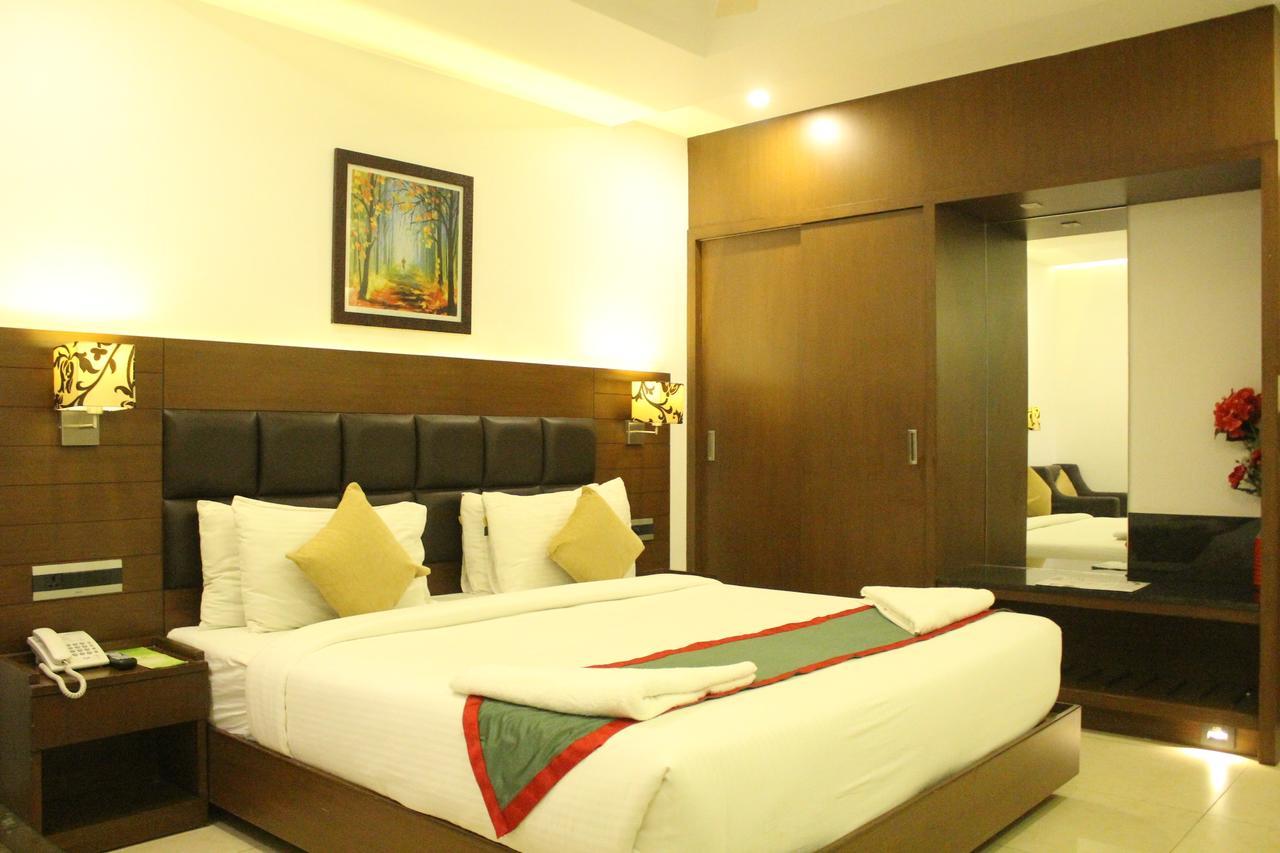 Hotel Nk Grand Park Airport Hotel Chennai Exterior photo