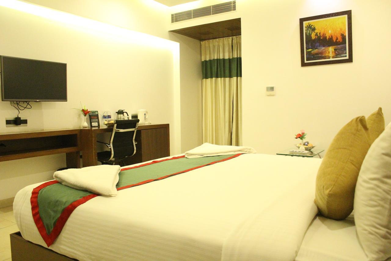 Hotel Nk Grand Park Airport Hotel Chennai Exterior photo