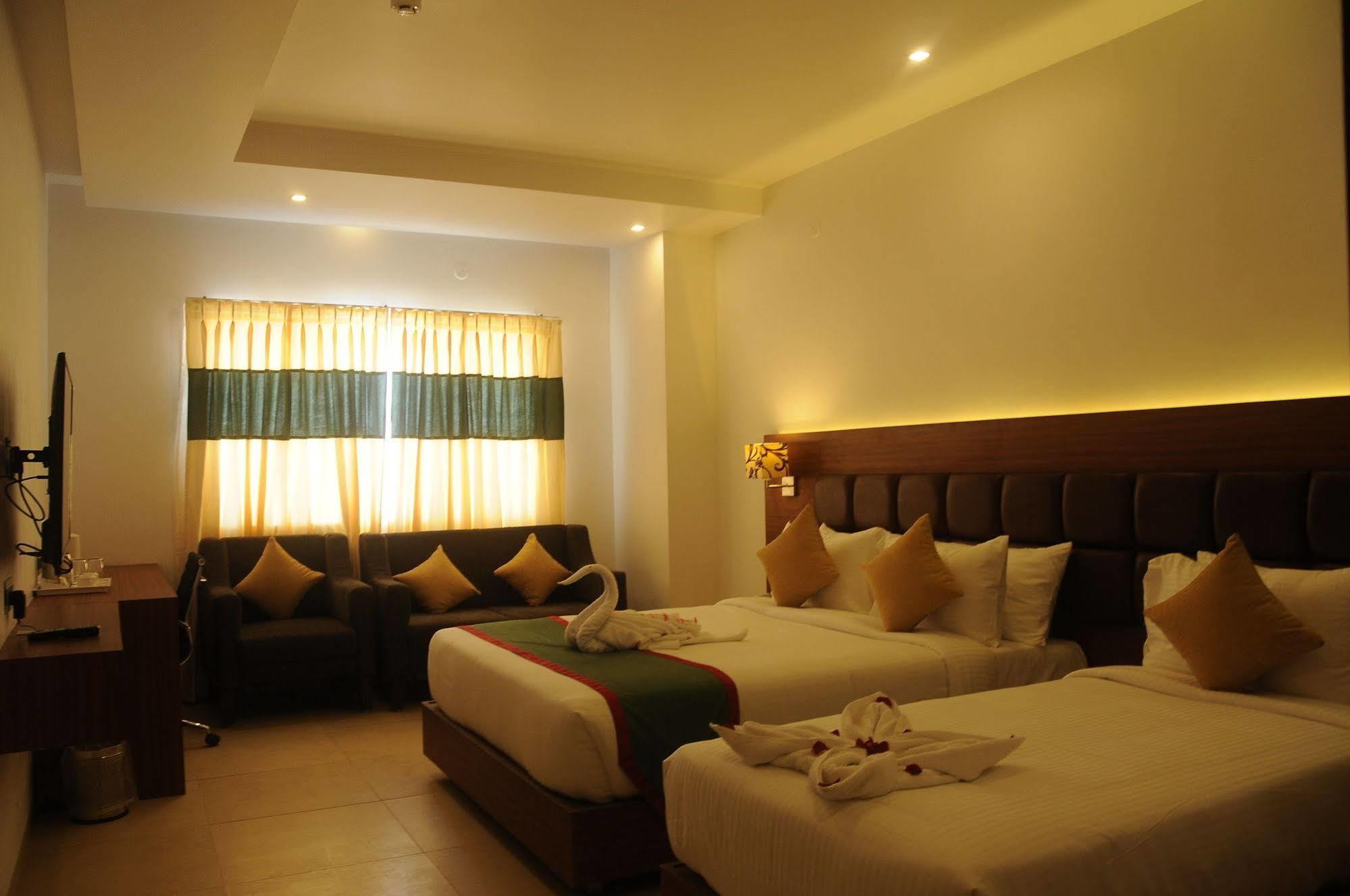 Hotel Nk Grand Park Airport Hotel Chennai Exterior photo
