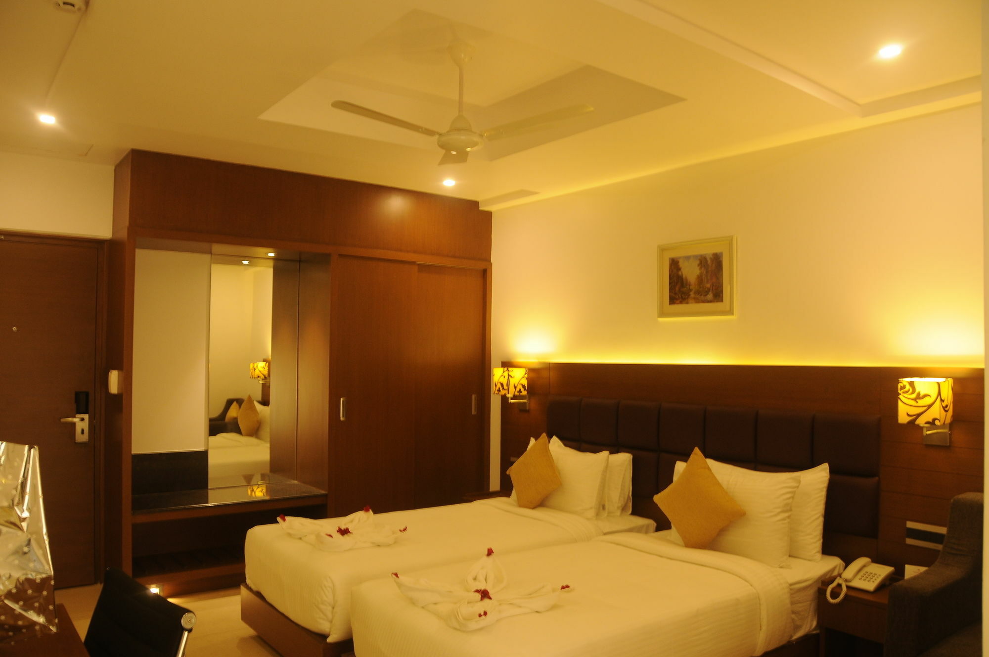 Hotel Nk Grand Park Airport Hotel Chennai Exterior photo